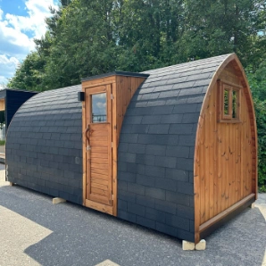 Side Entrance (only with Changing room)