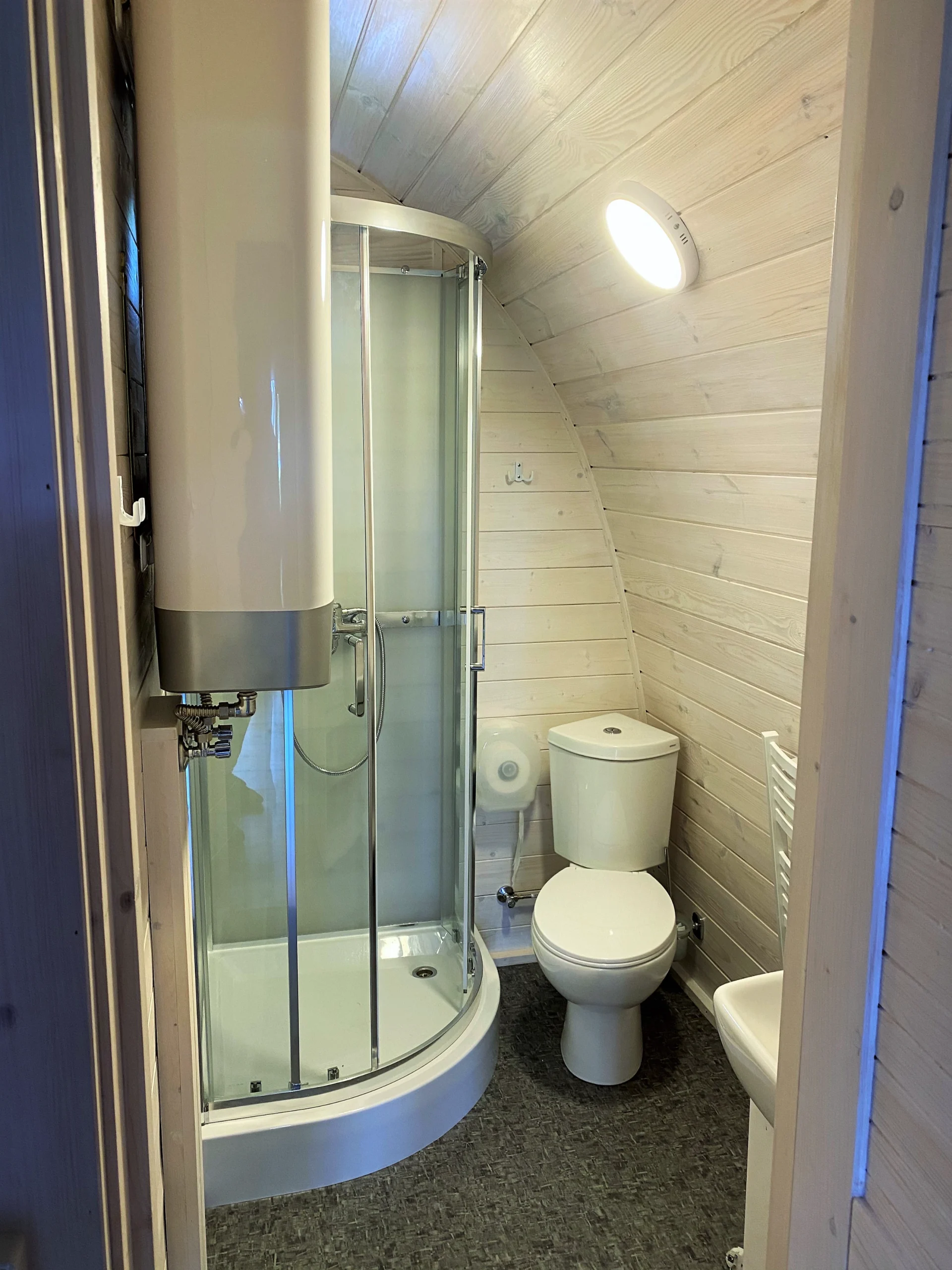 Iglu Summer House with Exterior Frame - Image 12