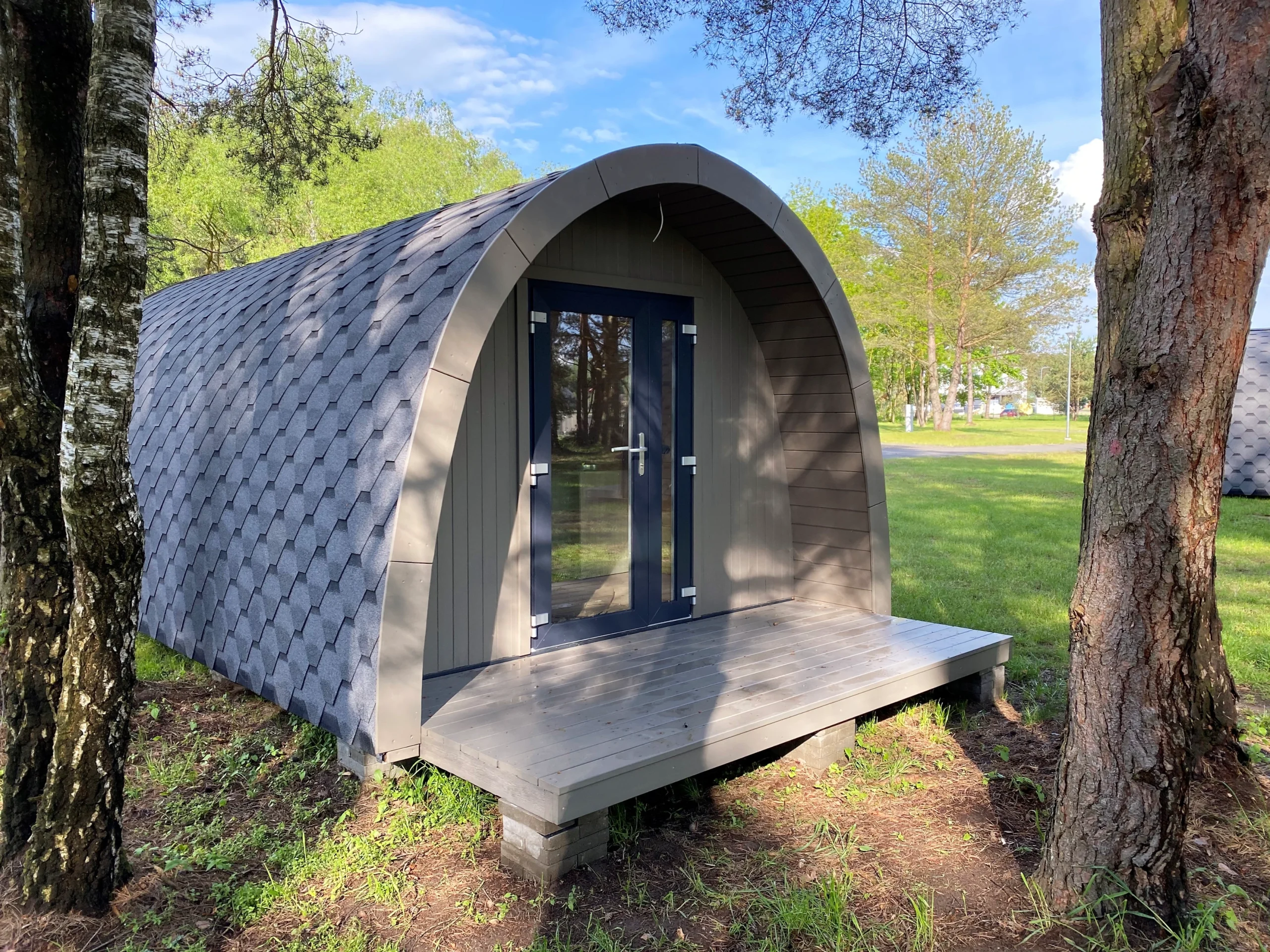 Iglu Summer House with Exterior Frame - Image 8