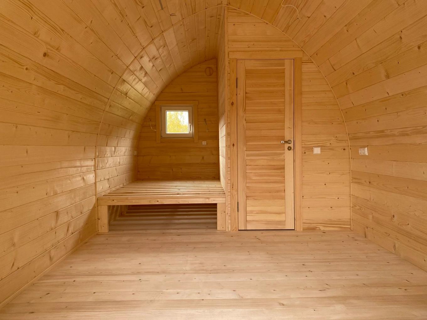 Iglu Summer House with Exterior Frame - Image 11